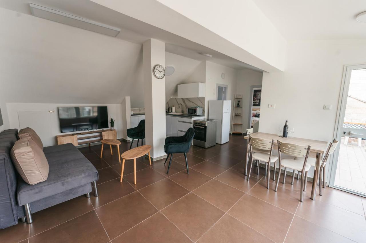 Aristo Machne Yehuda Boutique Apartments Jerusalem Ngoại thất bức ảnh
